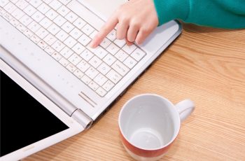 Descubra formas poderosas de ganhar dinheiro trabalhando na internet.